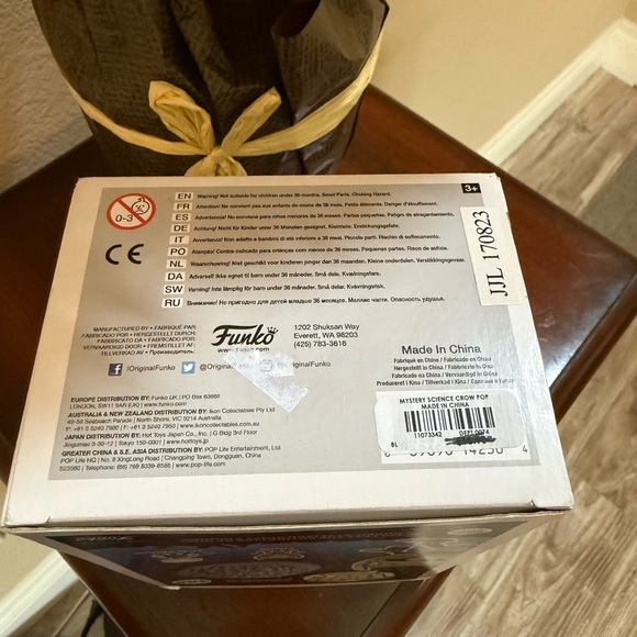 New in Box Vinyl Funko Pop Crow MST 300 Figure - - Picture 5 of 5